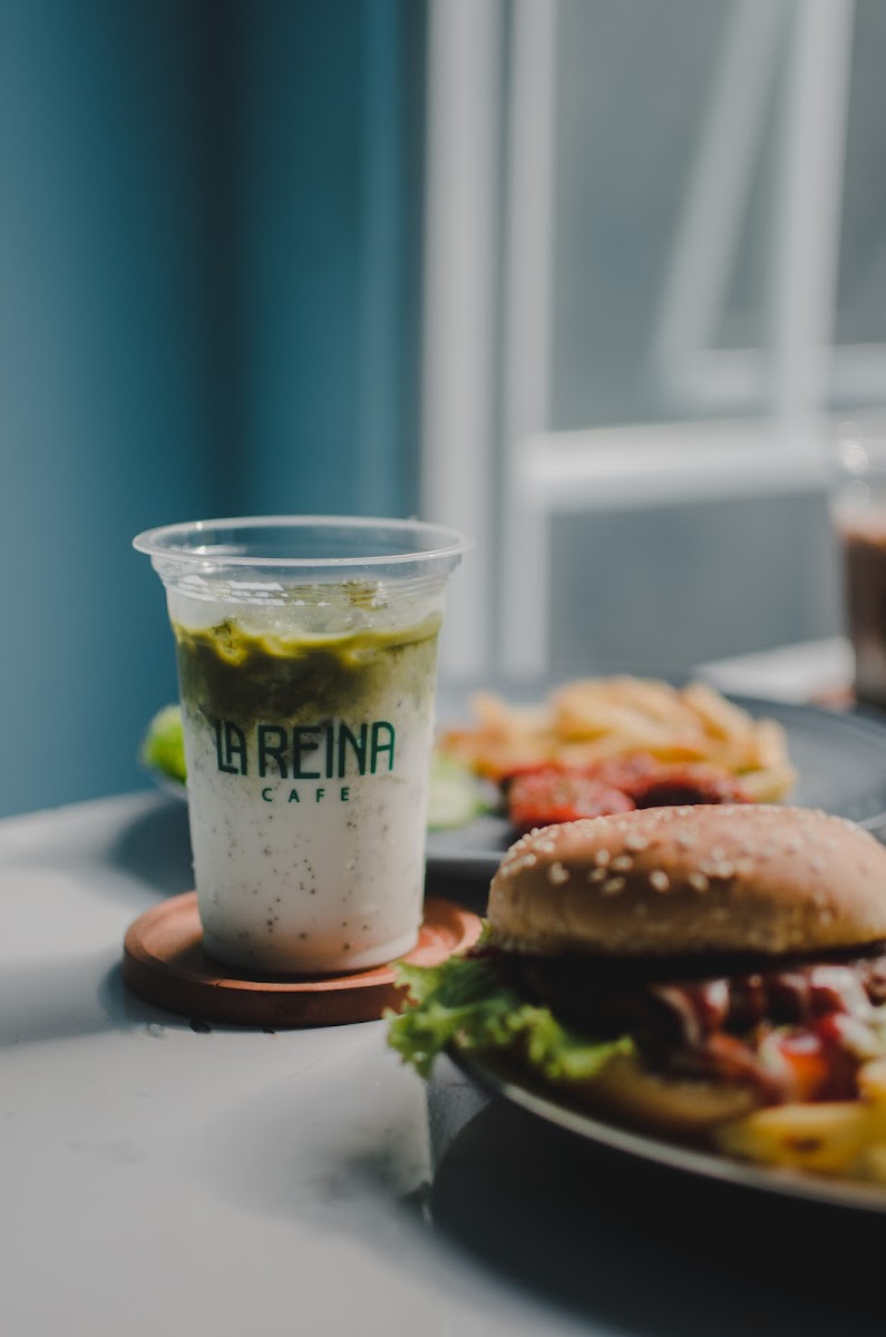 La Reina cafe - 9