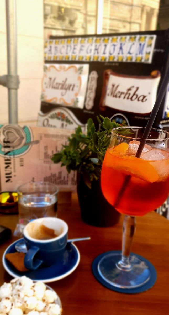 Mumenti Espresso Bar - 9