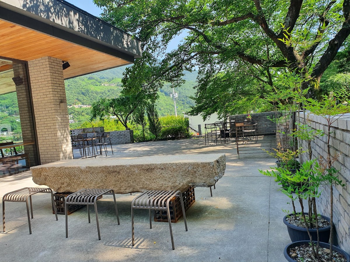 Bo Cafe Bridge 130 Coffee