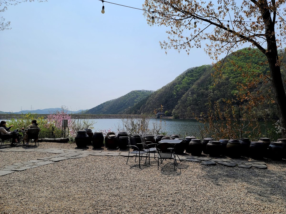 Ross Garden Cafe & Vino - 3