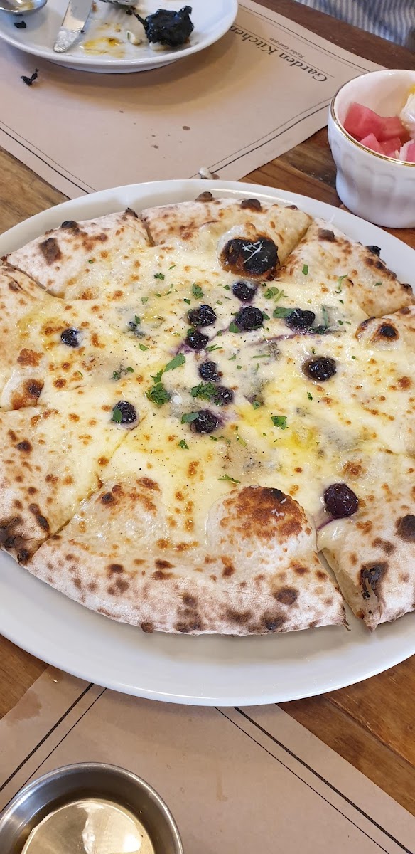 Ross Garden Cafe & Vino - 9