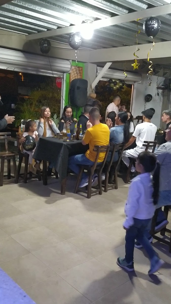 Cafe Bar La Barra Paisa - 2