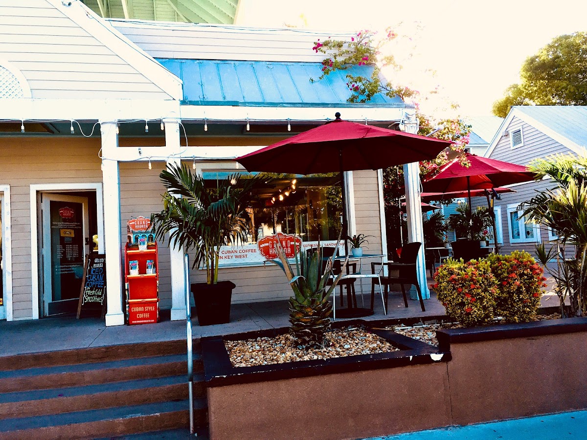 Grand Havana Cafe