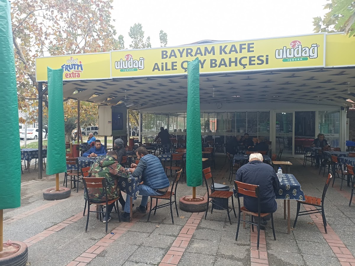 Boğalı Park/Bayram Cafe Aile Çay Bahçesi