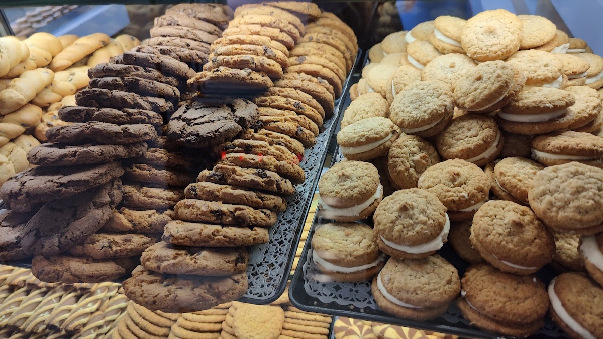 Coffee-Bakery Tziallas - 10