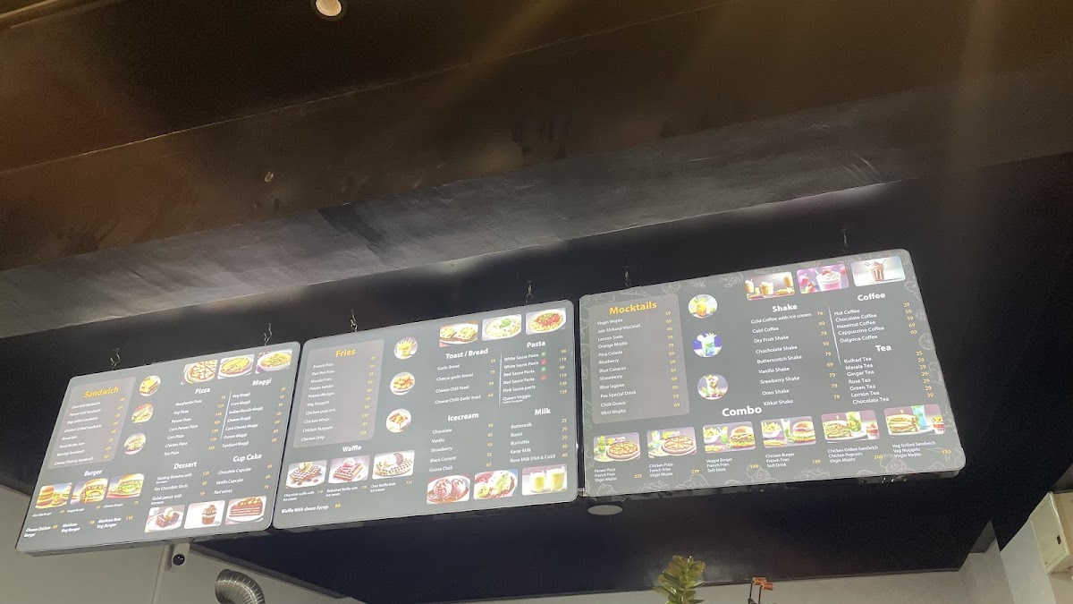 Cafe Foolish Foxx - 7