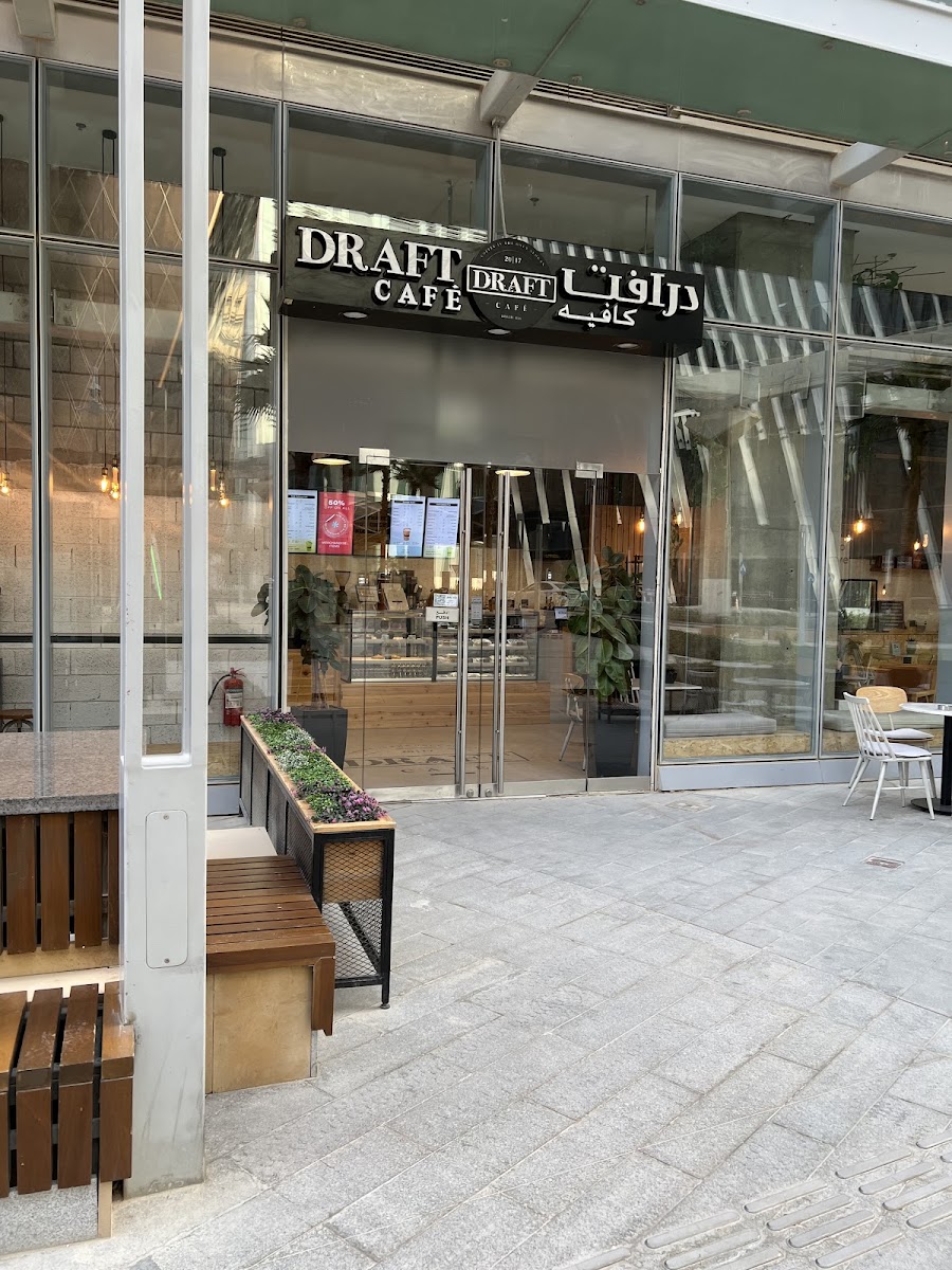 DRAFT Café
