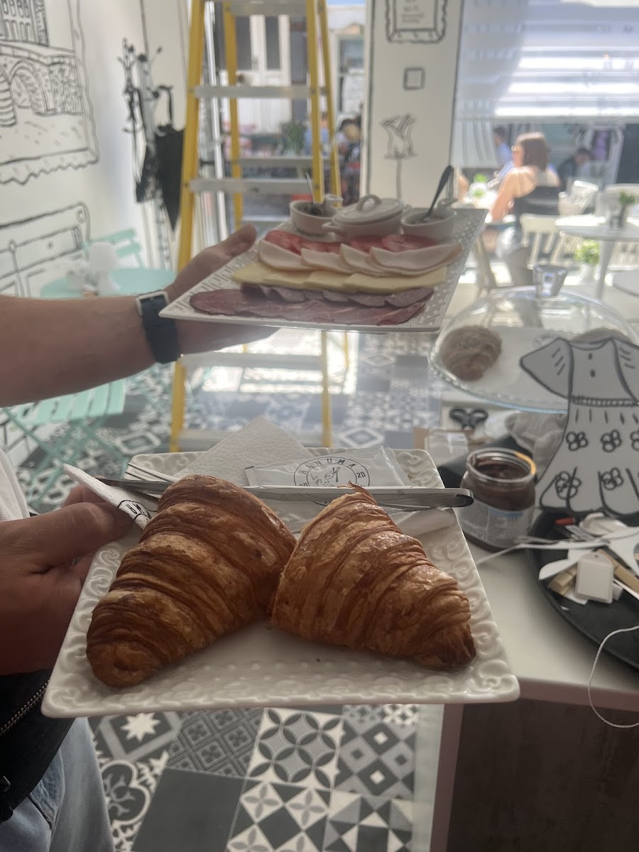 Hanuma 2d Coffe & More - 3