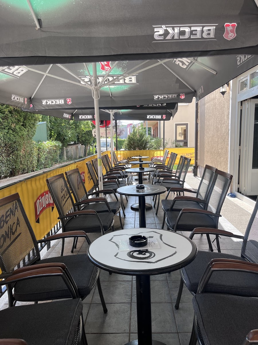 Caffe Bar 'Del Boy's' Zagreb - 3