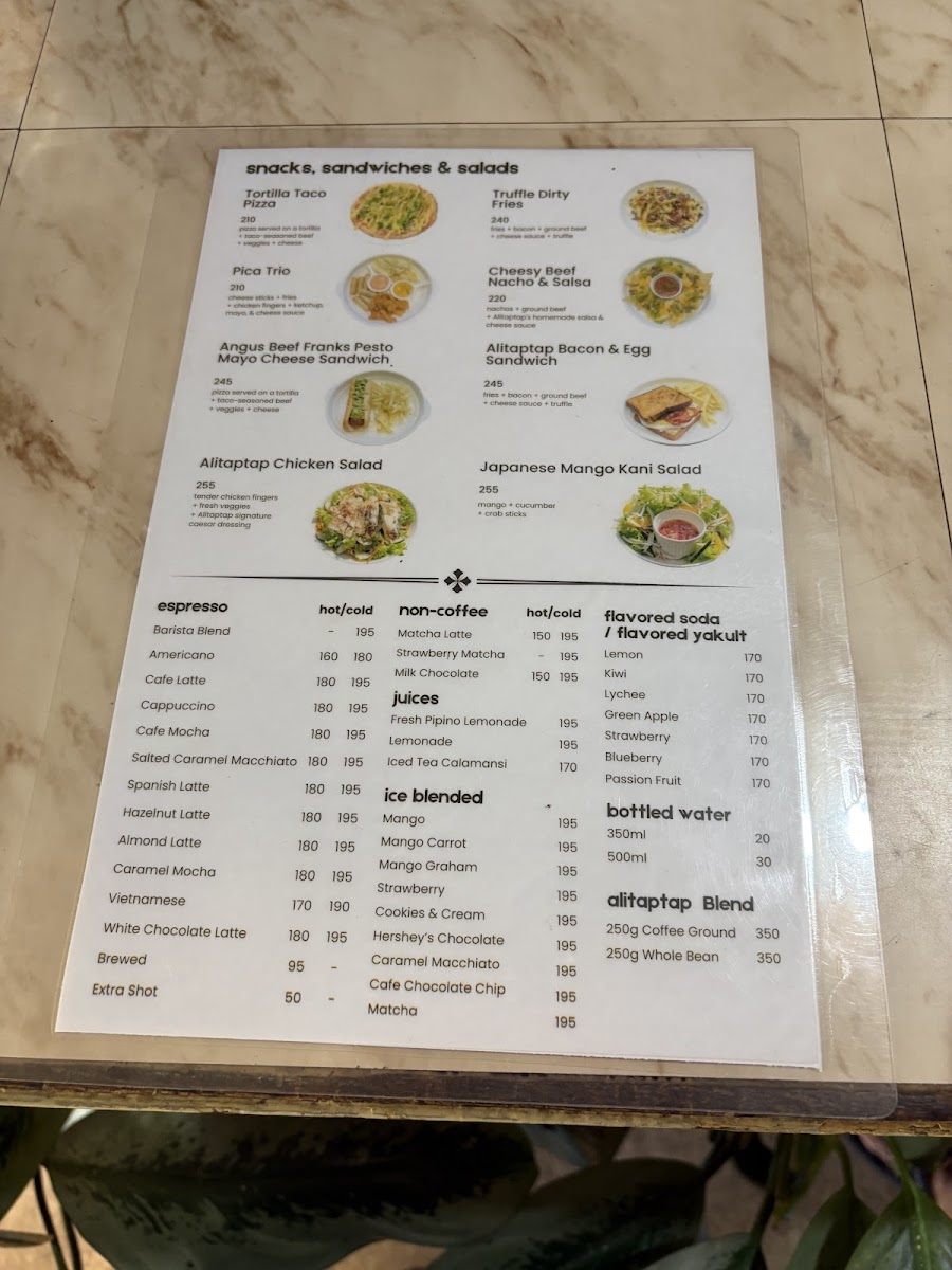 Alitaptap Art Cafe - 5