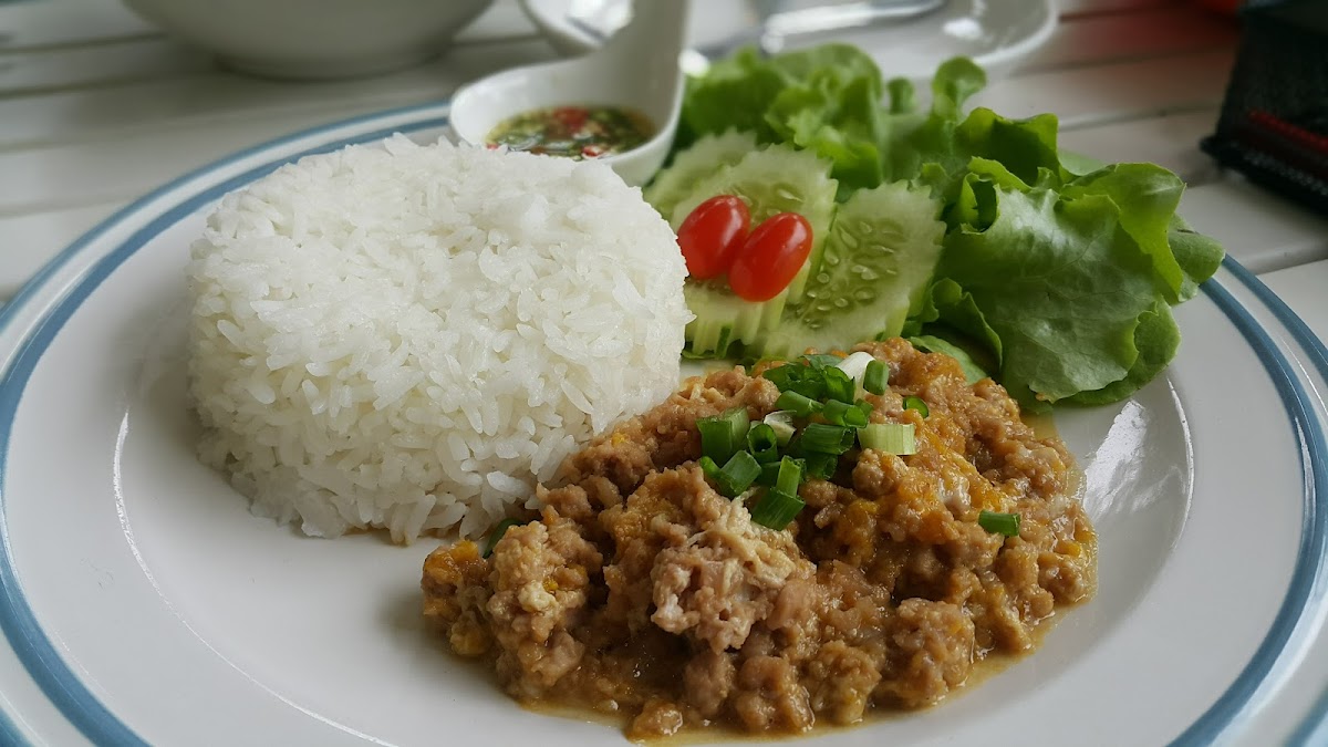 Happiness Cafe & Eatery - 6