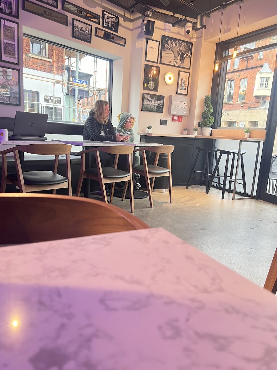 Juice Jar Lisburn Road - 3