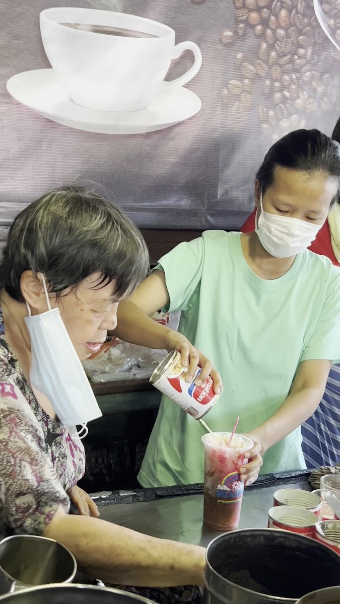 Tha Rua Song Coffee Shop - 2