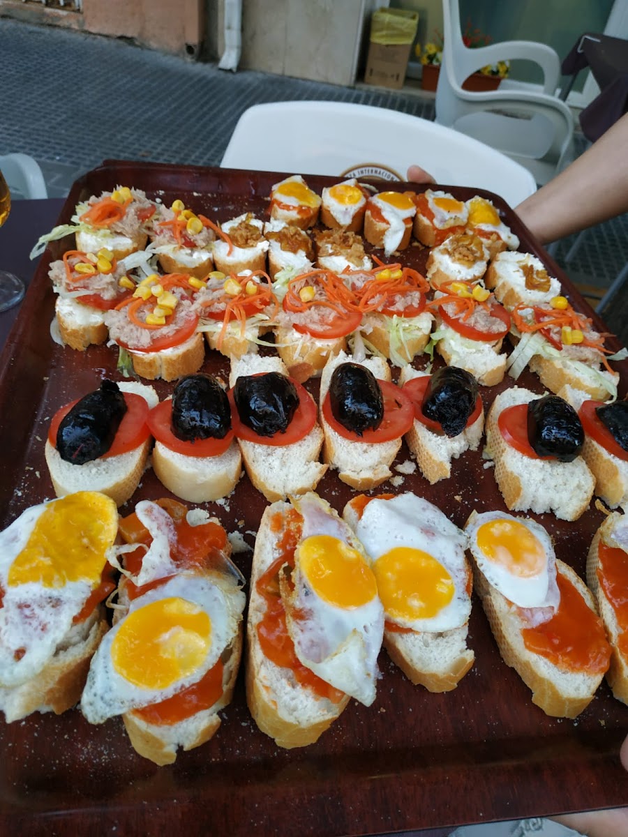 Cafetería Las Tapitas de Stuart - 9