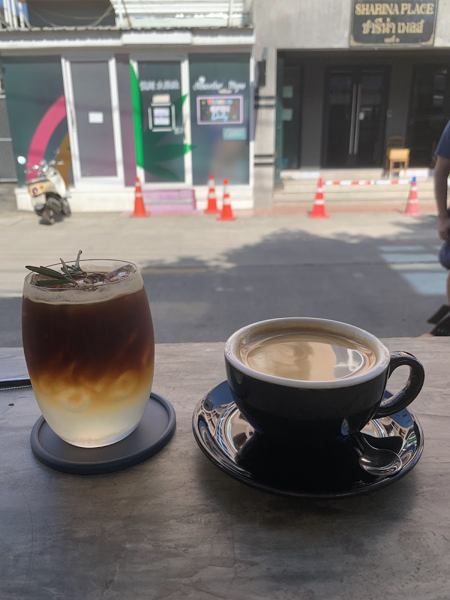 Stoic cafe & Brunch - 10