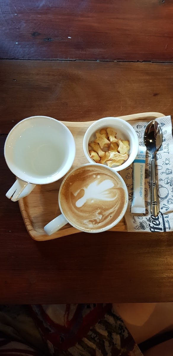 ล้อมจันทร์คาเฟ่ Lomchan CAFE - 8