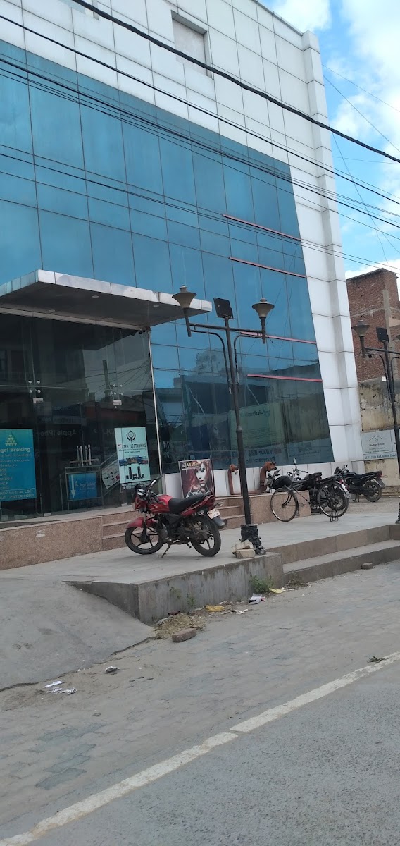 Moonlight Cafeteria - 2