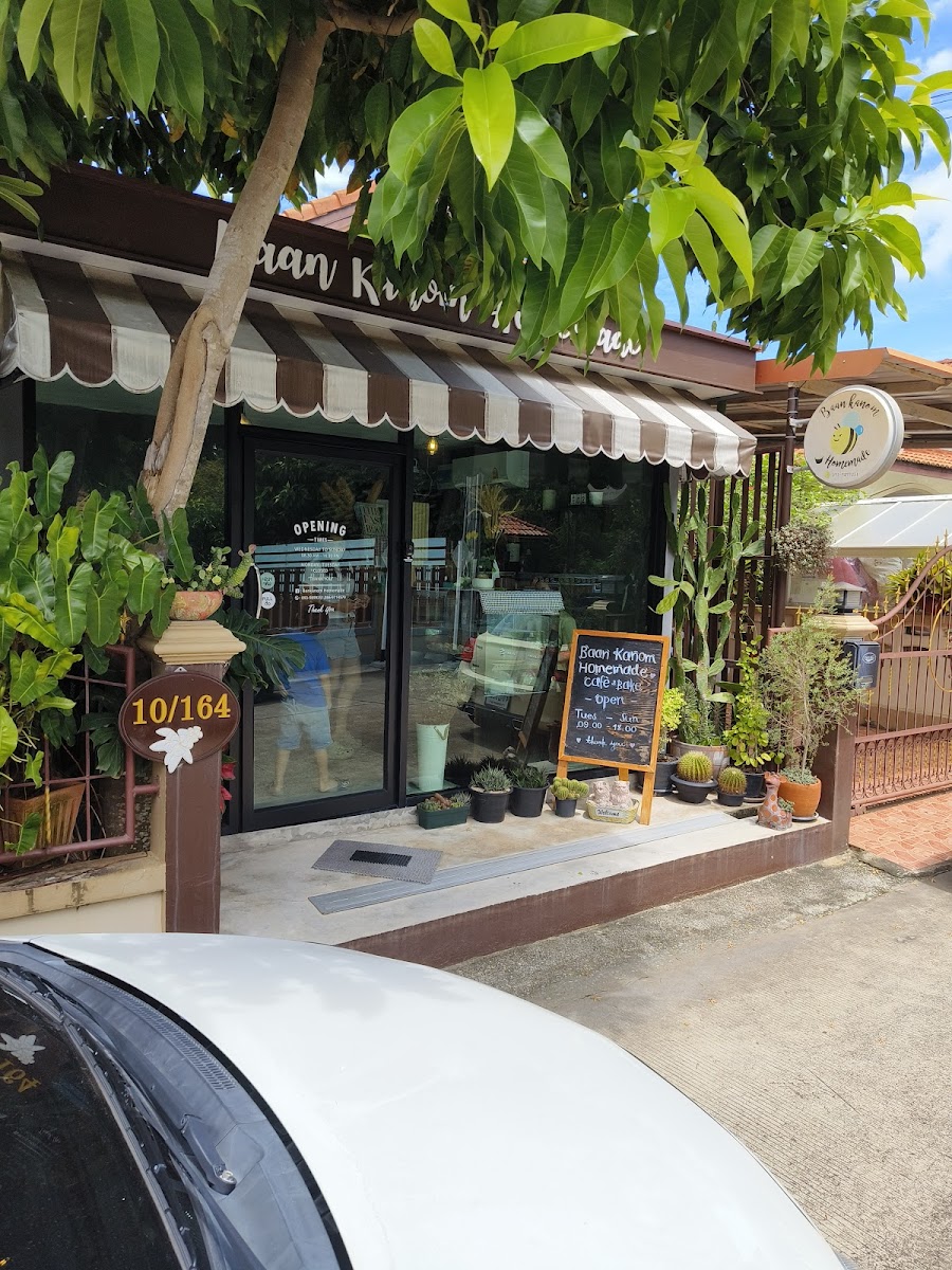 BaanKanom Homemade cafe & Bake - 4