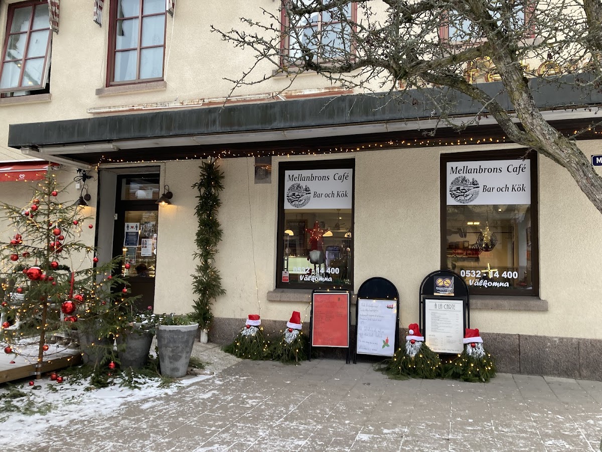 Mellanbrons Café