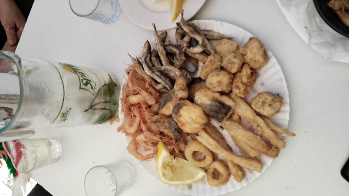 El Millenio Cafe-Bar