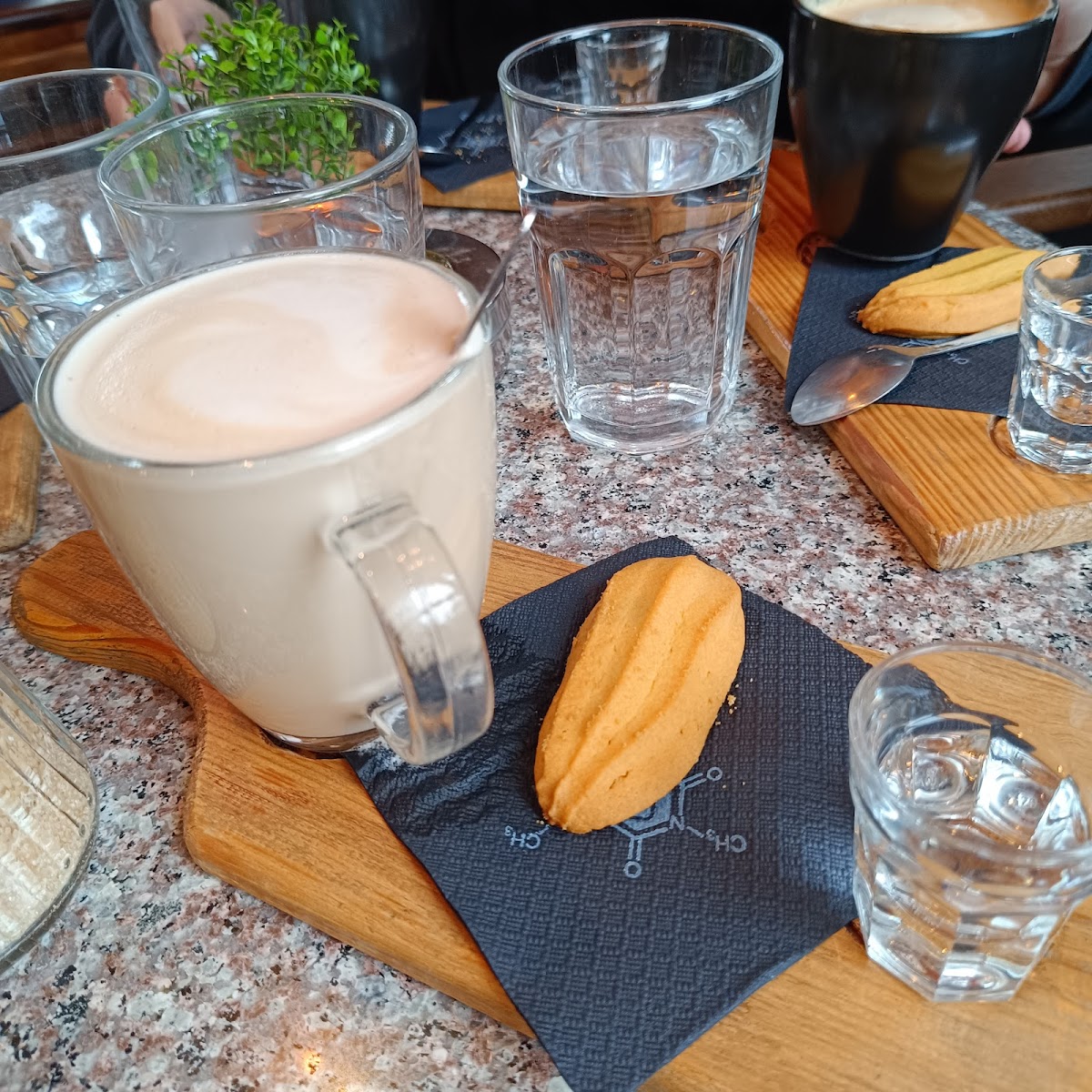 QAHWA (CAFFA) COFFEE BAR - 2