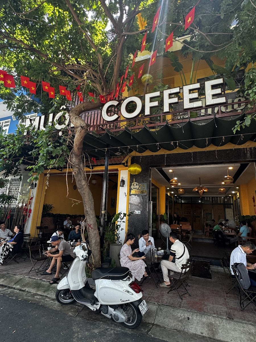 Muội Cafe & Tea