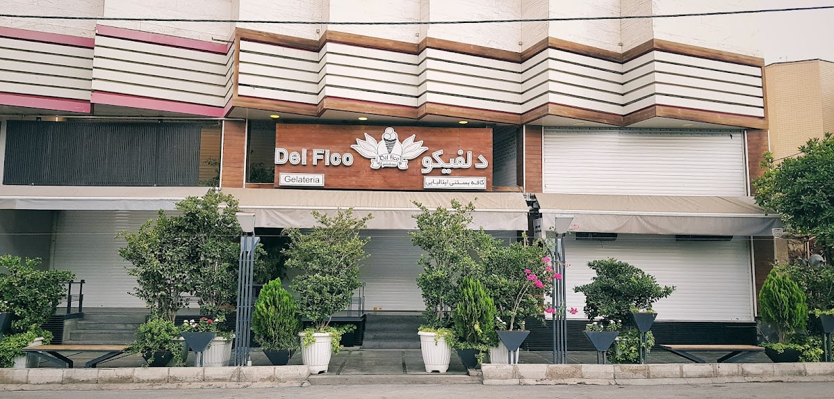 Delfico Gelateria Cafe