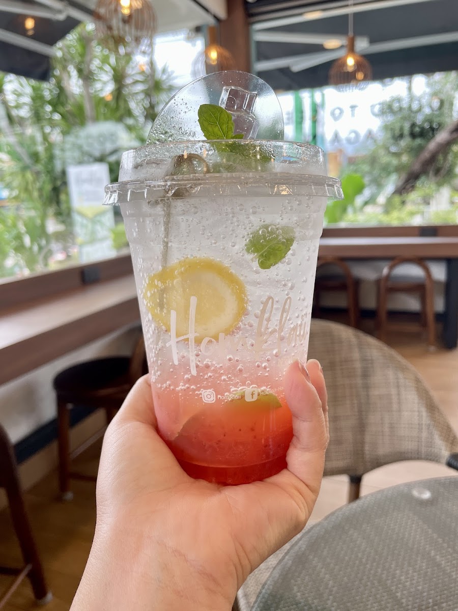 Homklaii - หอมไกล สลัดคาเฟ่ สุราษฎร์ธานี - 9