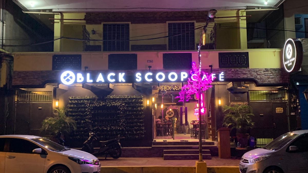 Black Scoop Cafe UST Dos Castillas