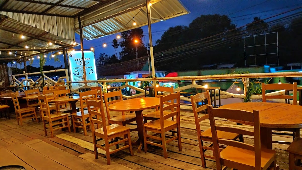 Cerobong Cafe & Resto