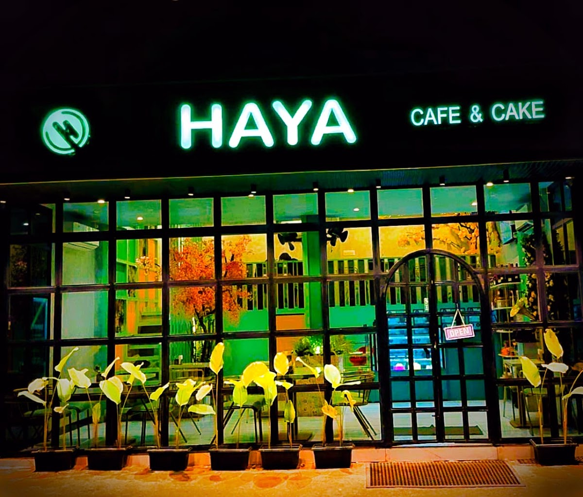 Haya cafe and cake