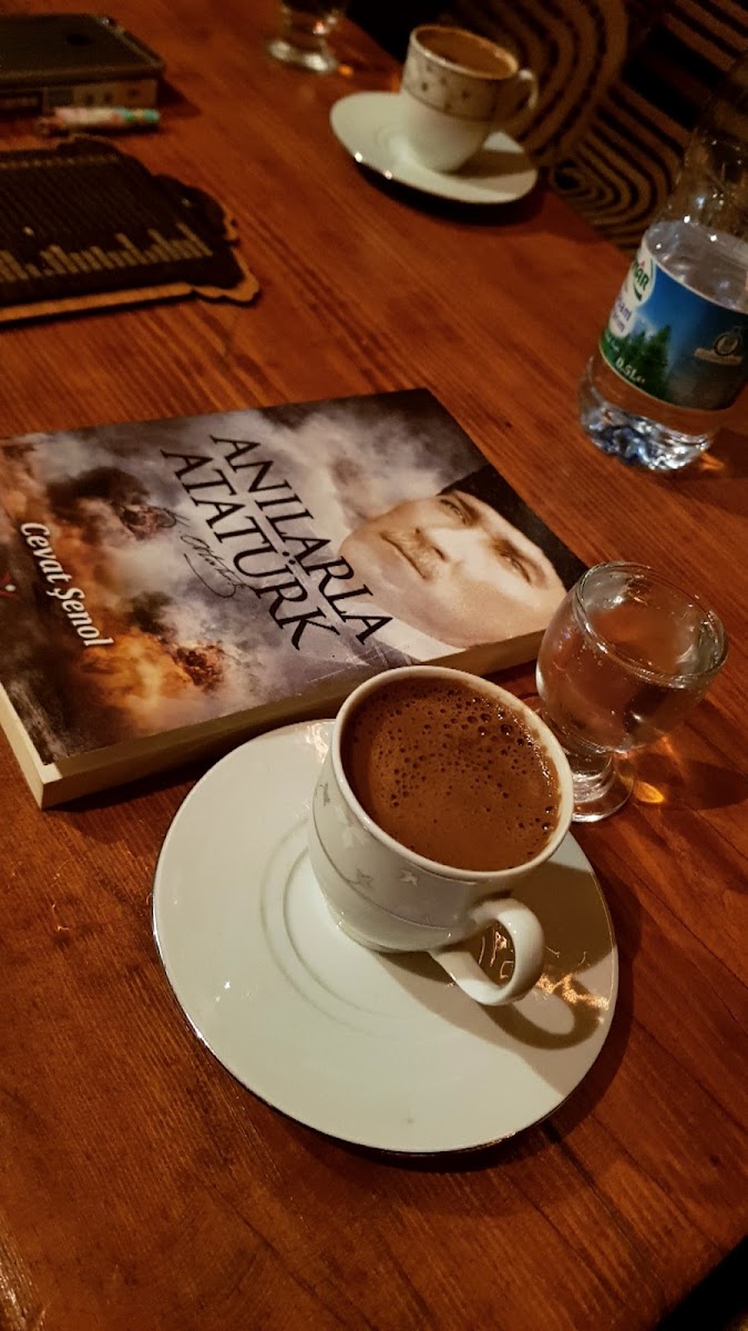 Vuslat Kitap Kahve - 5