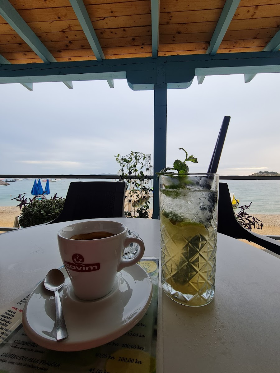 Beach Bar Tuta Forca - 7