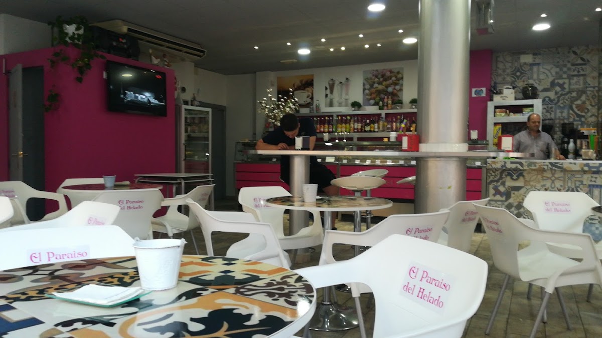 Cafeteria El Paraiso del Helado - 3