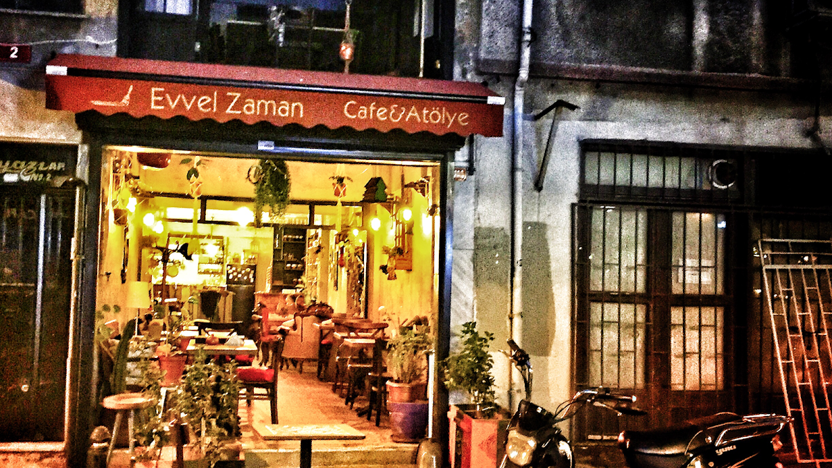 Evvel Zaman Atölye Cafe