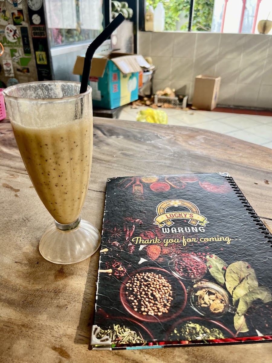 Lucky's Warung - 3
