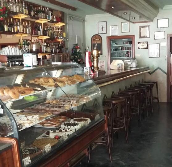 Cafetería oasis Rociana del condado