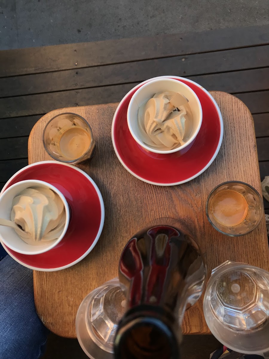 Christina’s Vibes Cafe - 8