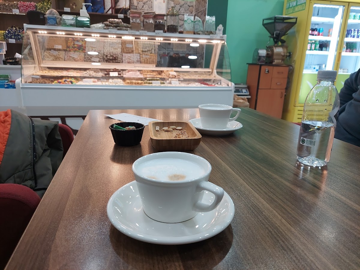 YEMEN KAHVE VE KURUYEMİŞ CAFE - 9