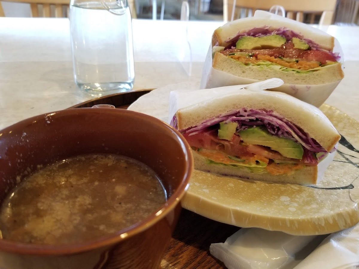 Cafe & Dining Sakura - 5