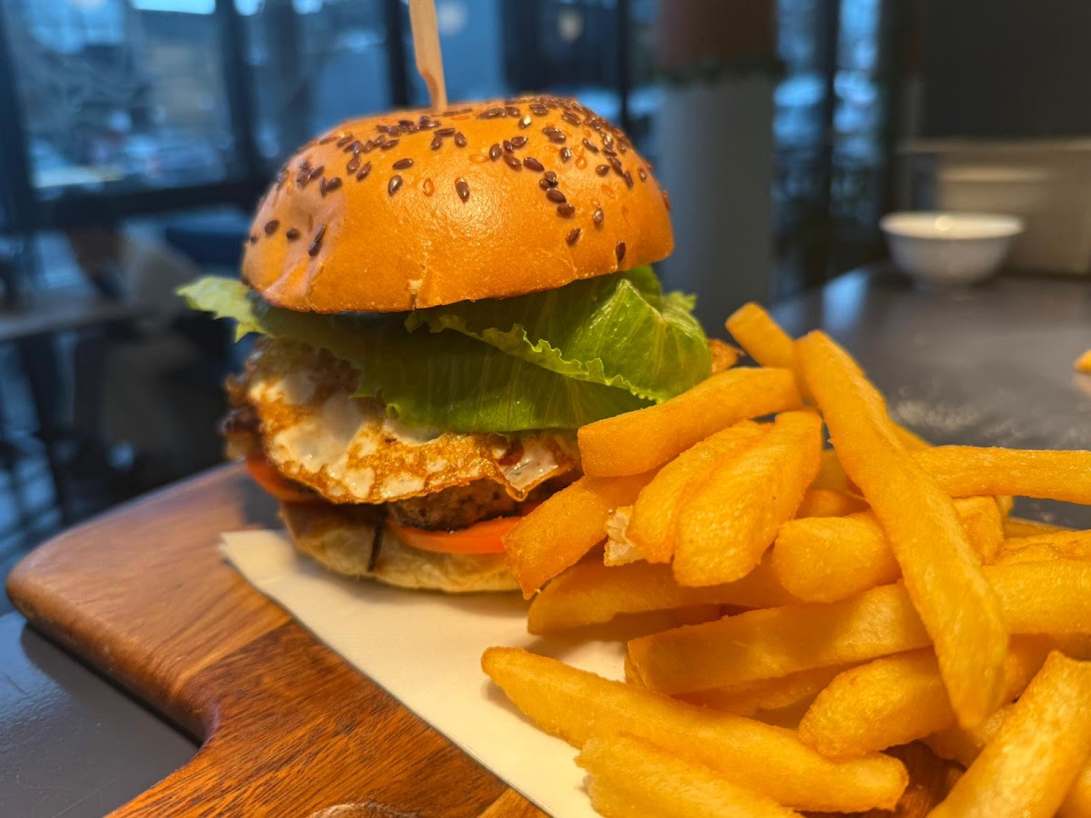 Aroma Corner Cafe - 6