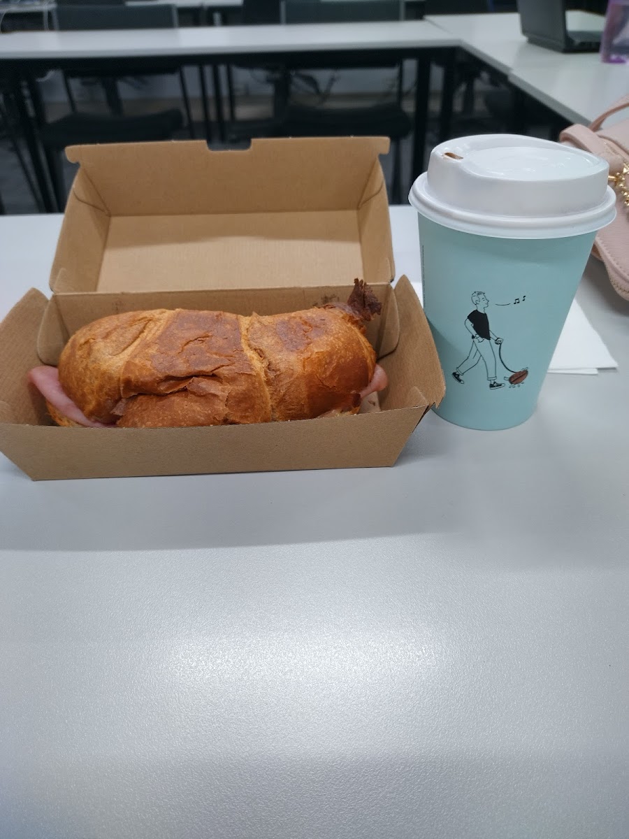 The Coffee Club Café - Broadmeadows - 9