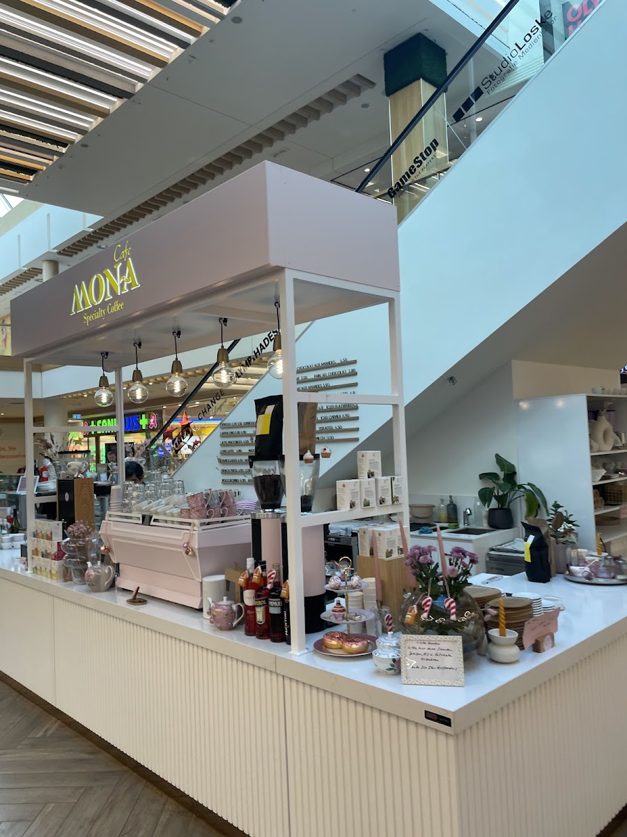 Cafe Mona - Specialty Coffee