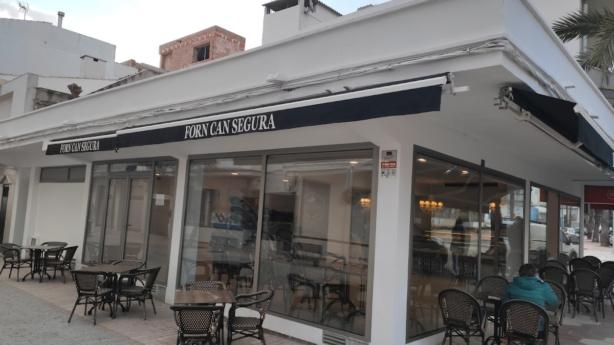 Forn Patisseria - Can Segura.