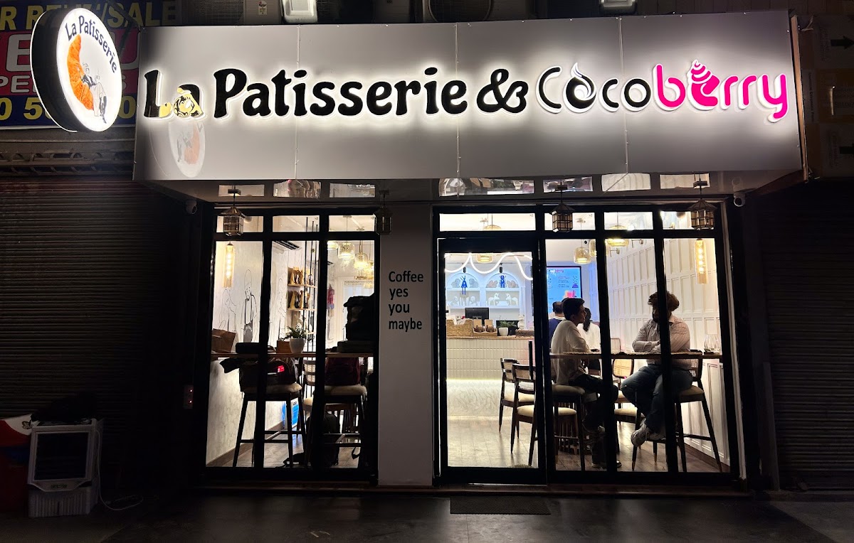 La Patisserie & Coco Berry