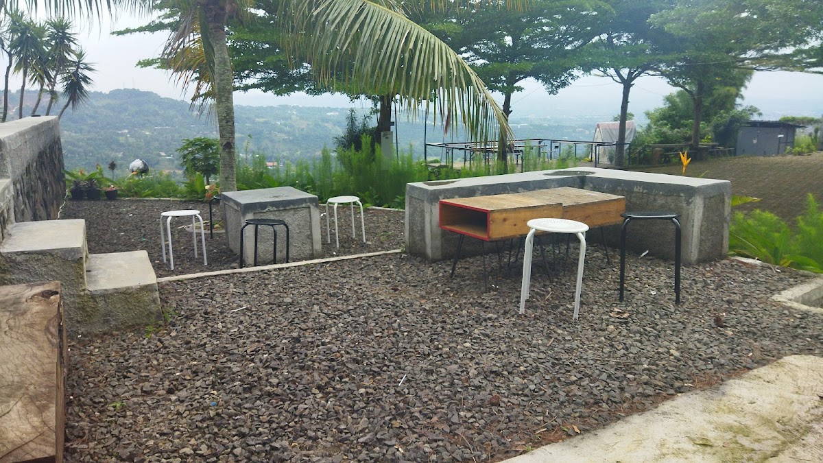 Afeksi Hills - Cafe and Healing Ground