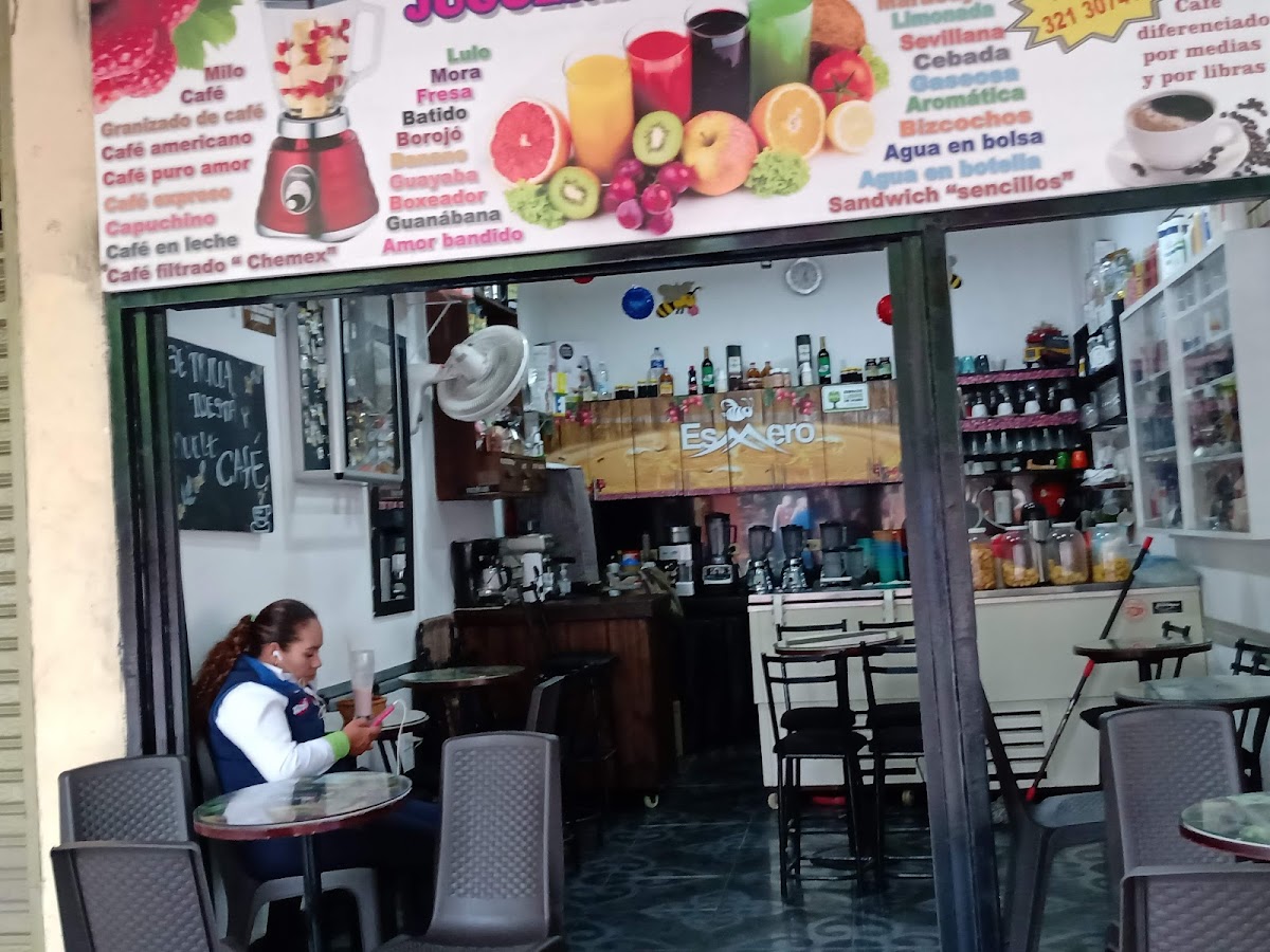 Jugueria y cafetería Anny