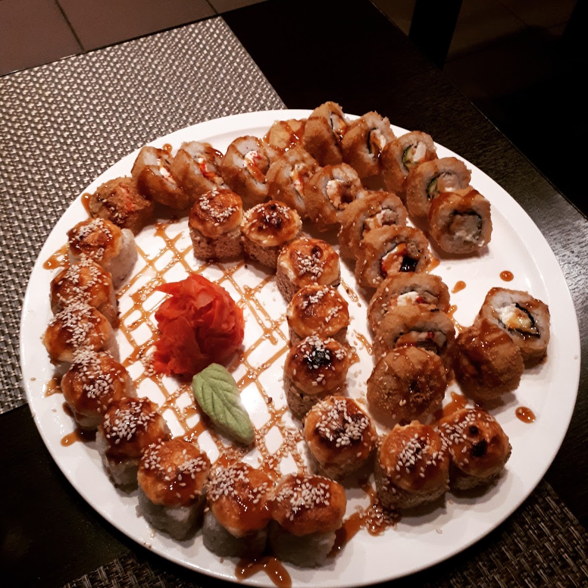 Kafe Tim'yan, Pitstsa I Rolly