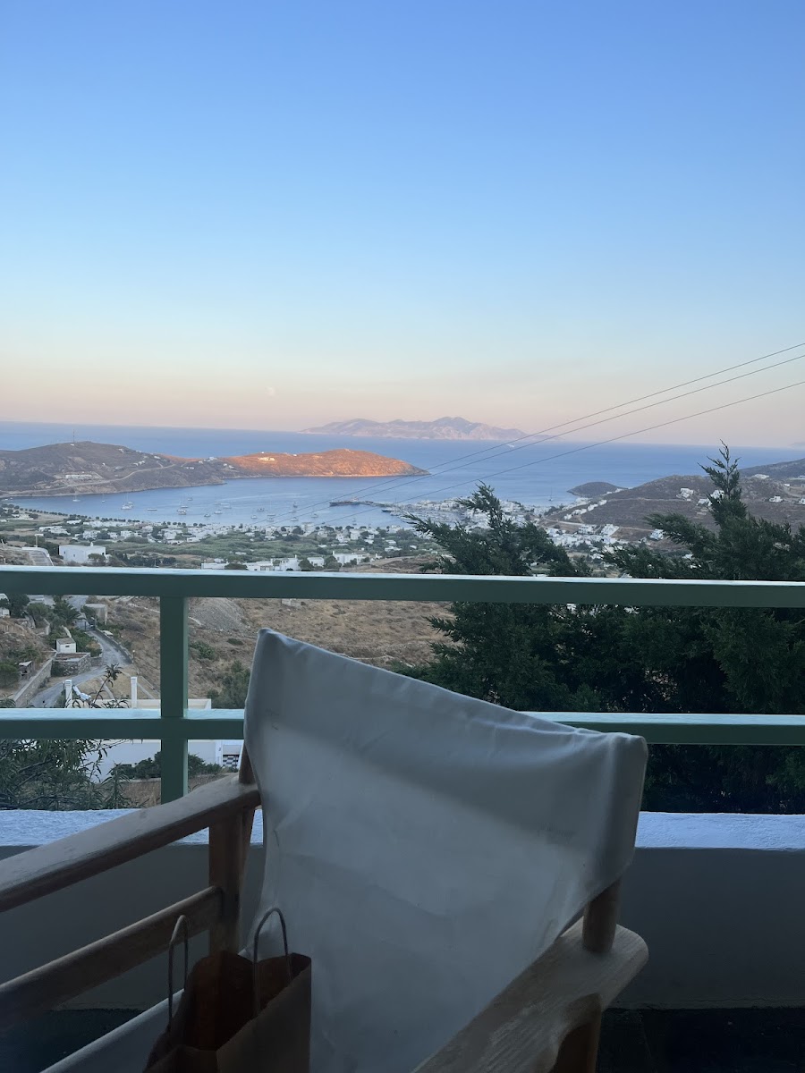 THE BALCONI Cafe Bar - 3