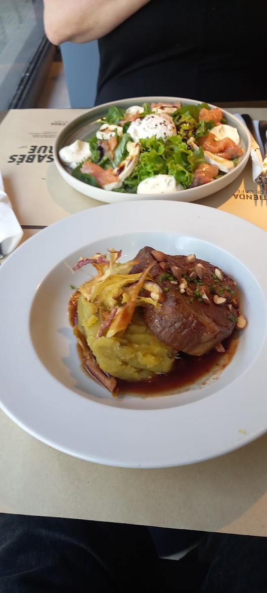 Tienda de Cafe Parque Chacabuco - 9